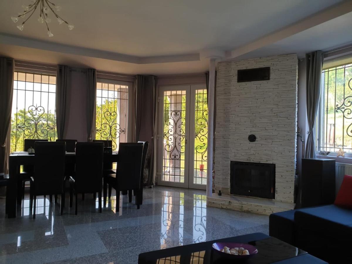 Lidia House Apartman Gyulafehérvár Kültér fotó