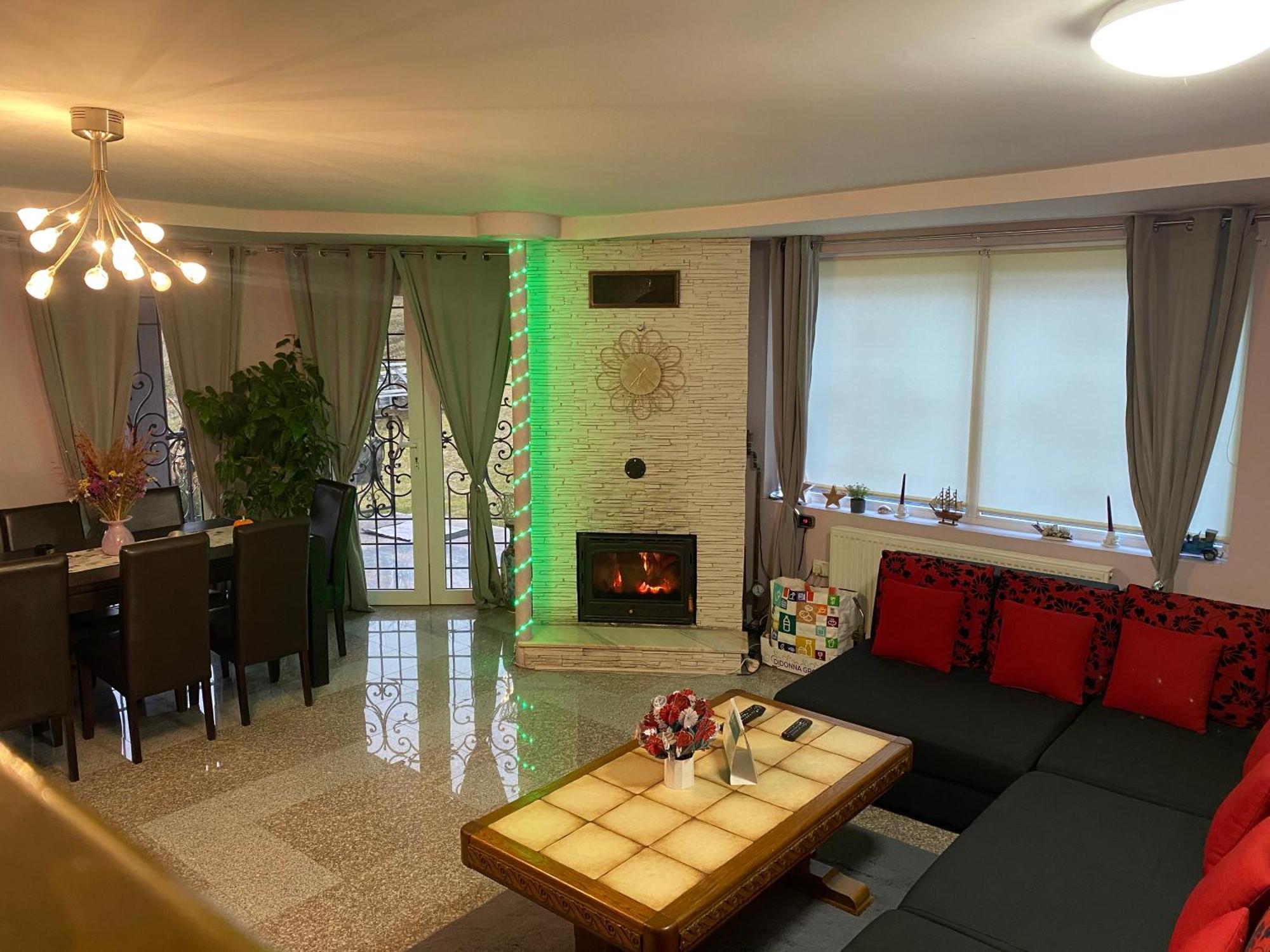 Lidia House Apartman Gyulafehérvár Kültér fotó